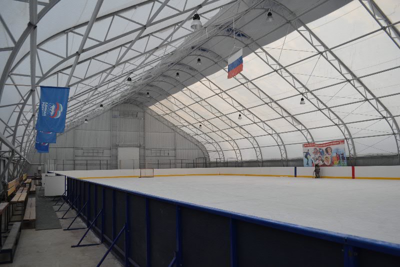 Крытый хоккейный корт 33х60, г. Дивногорск, Красноярский край, 2012г.