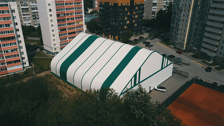 Конструкции «Алтай-Тент» все чаще используют для спорта: в Перми появился теннисный клуб